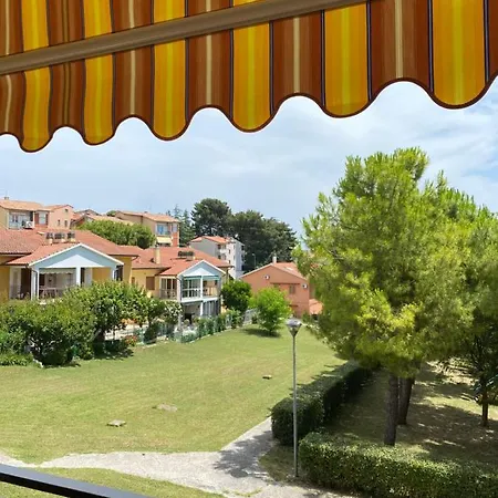 Riviera Del Conero Centro -parcheggio Privato Terrazzo Coperto Abitabile * Numana
