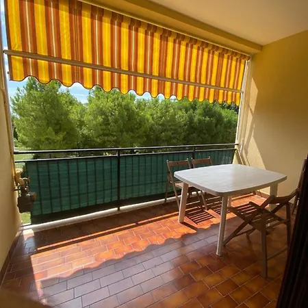 Riviera Del Conero Centro -parcheggio Privato Terrazzo Coperto Abitabile * Numana